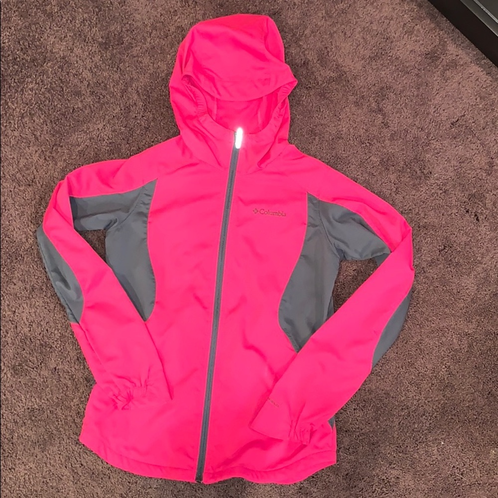 Adorable Columbia rain jacket